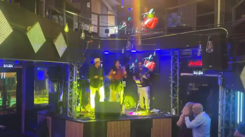 Ambiente de baile en Ipanema Club